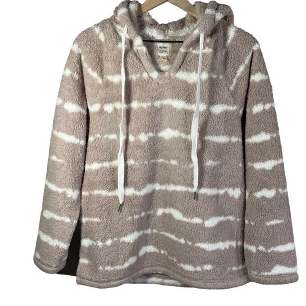 Dylan Fuzzy Lightweight Pullover Top Size S Color White/Cream